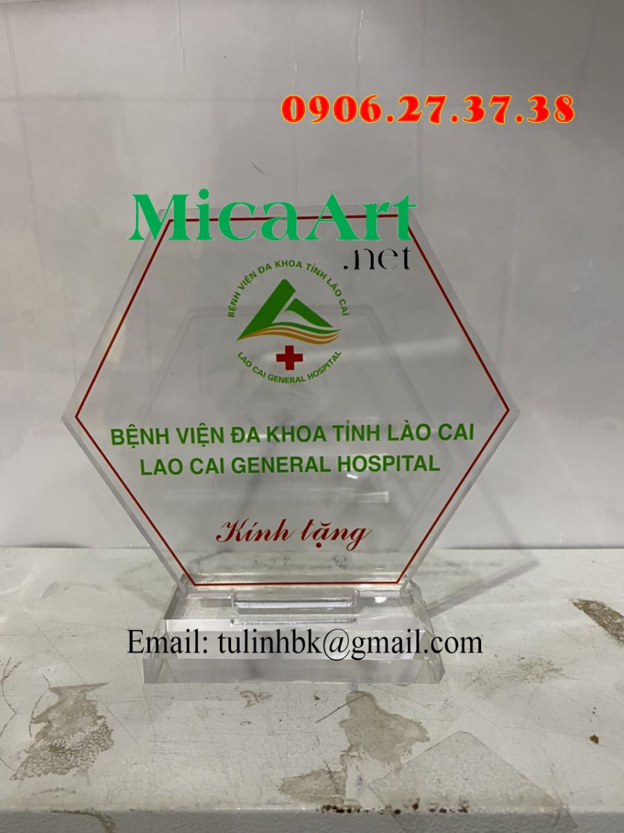 Gia công tấm nhựa Mica trong suốt giá tốt tại Hà Nội